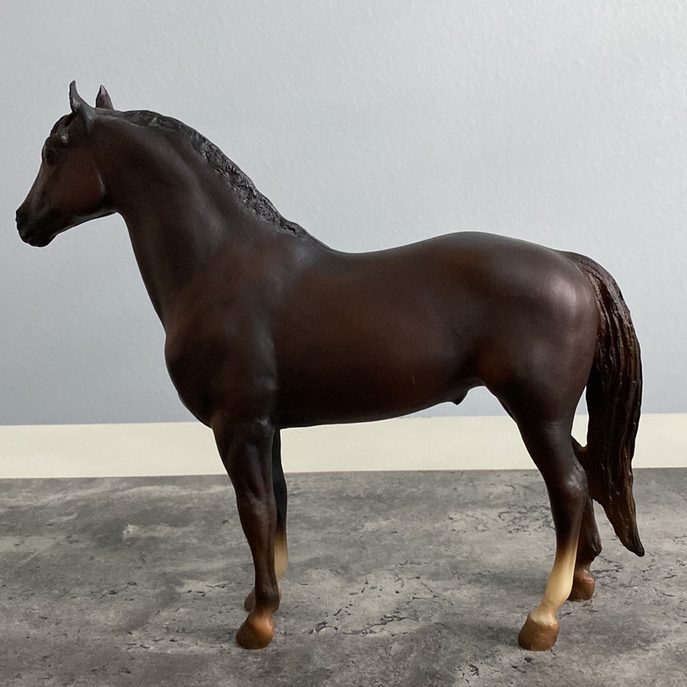 Breyer Double Take - Picture 2 of 14